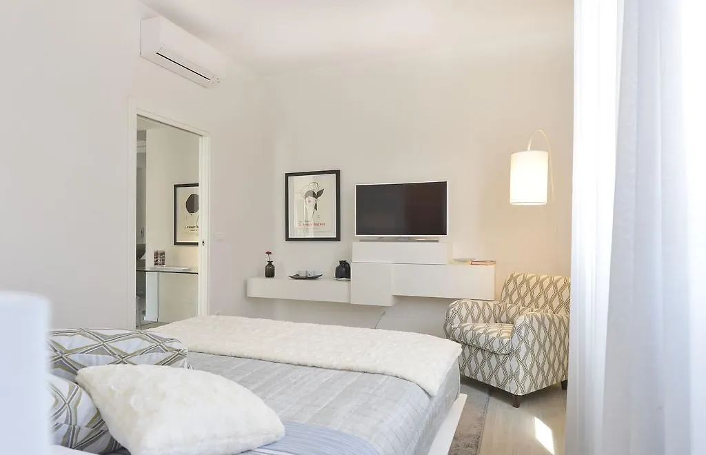 UR-NEST Vestri - Golden Suite Bologna